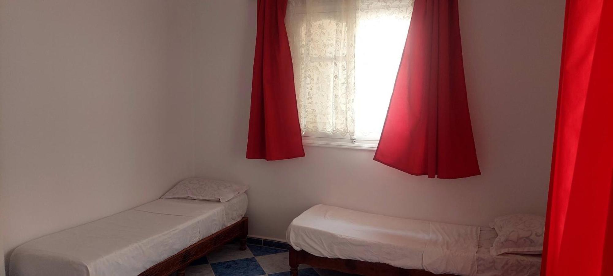 עין אל טורק Residence Yasamine Ain El Turck מראה חיצוני תמונה